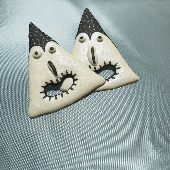 Handmade Spooky Pierced Earrings - Picture 3 of 4